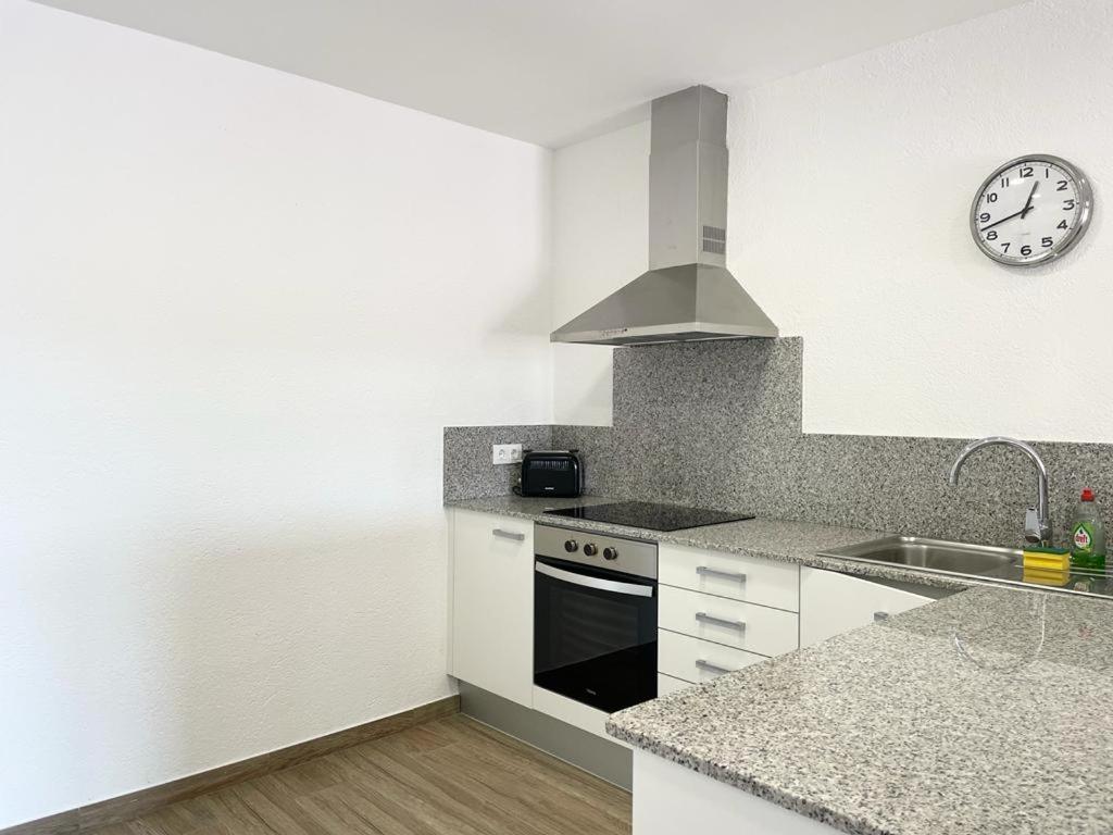 Apartamento Familiar En Canyelles Roses Ngoại thất bức ảnh