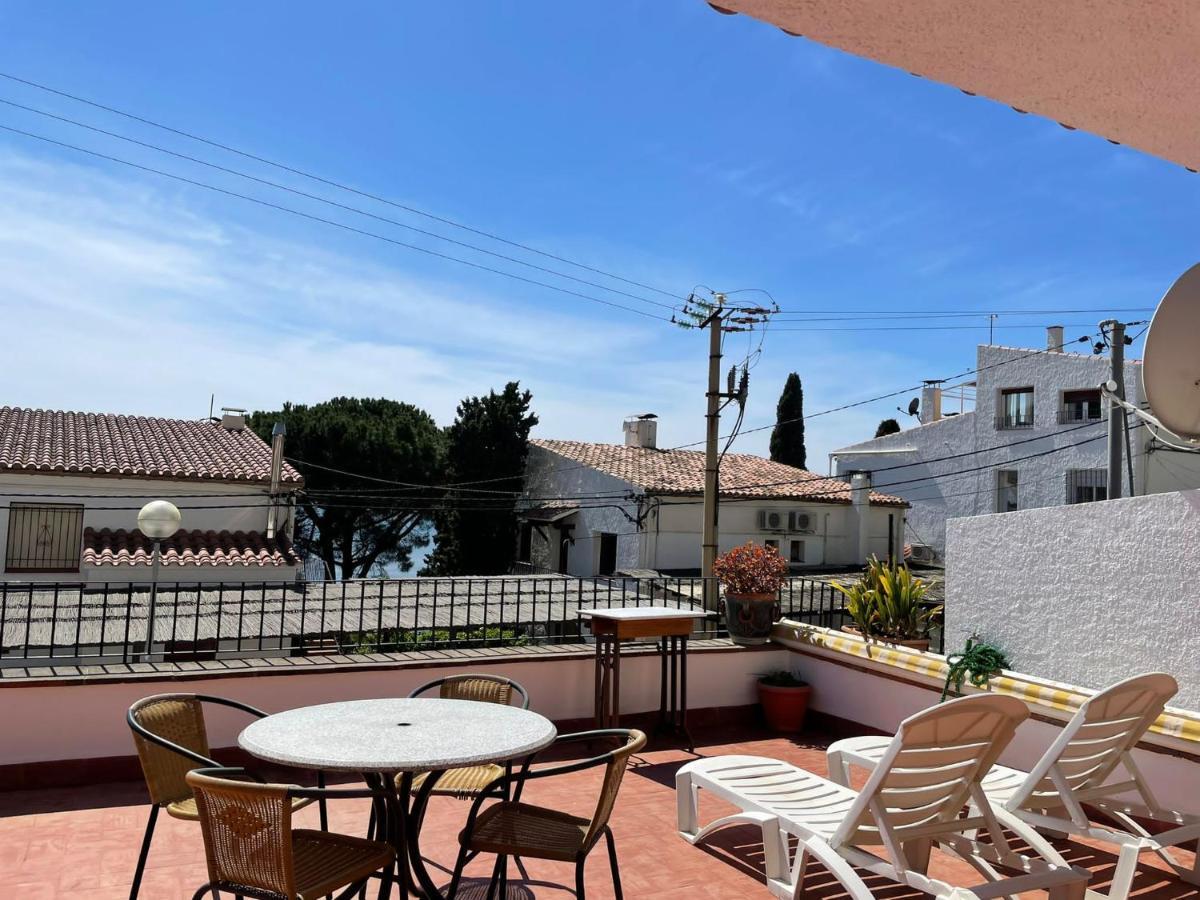 Apartamento Familiar En Canyelles Roses Ngoại thất bức ảnh
